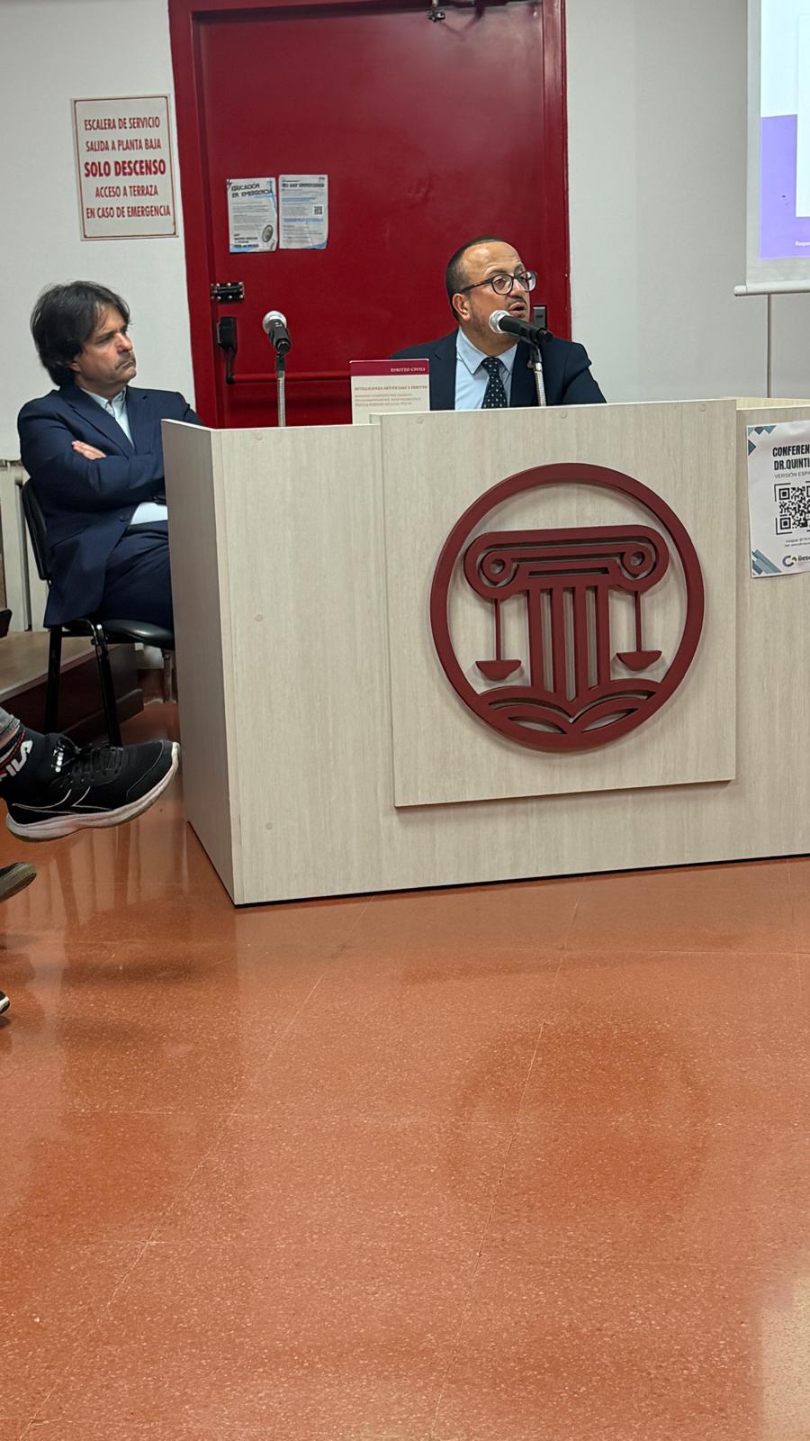 Il giurista Quintieri relaziona alla facoltà di diritto dell’ Università Nazionale di Mar de Plata